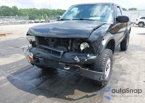 2002 Chevrolet S-10 Ls from USA, damaged, VIN 1GCCT19W428208226